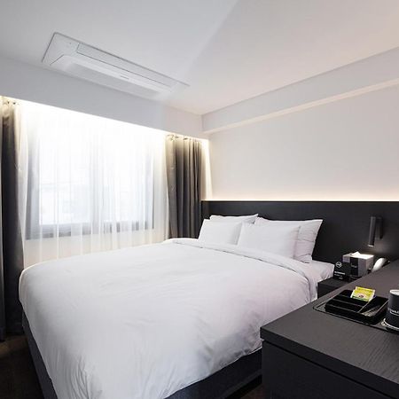 Moyen Hotel Sokcho Exterior photo