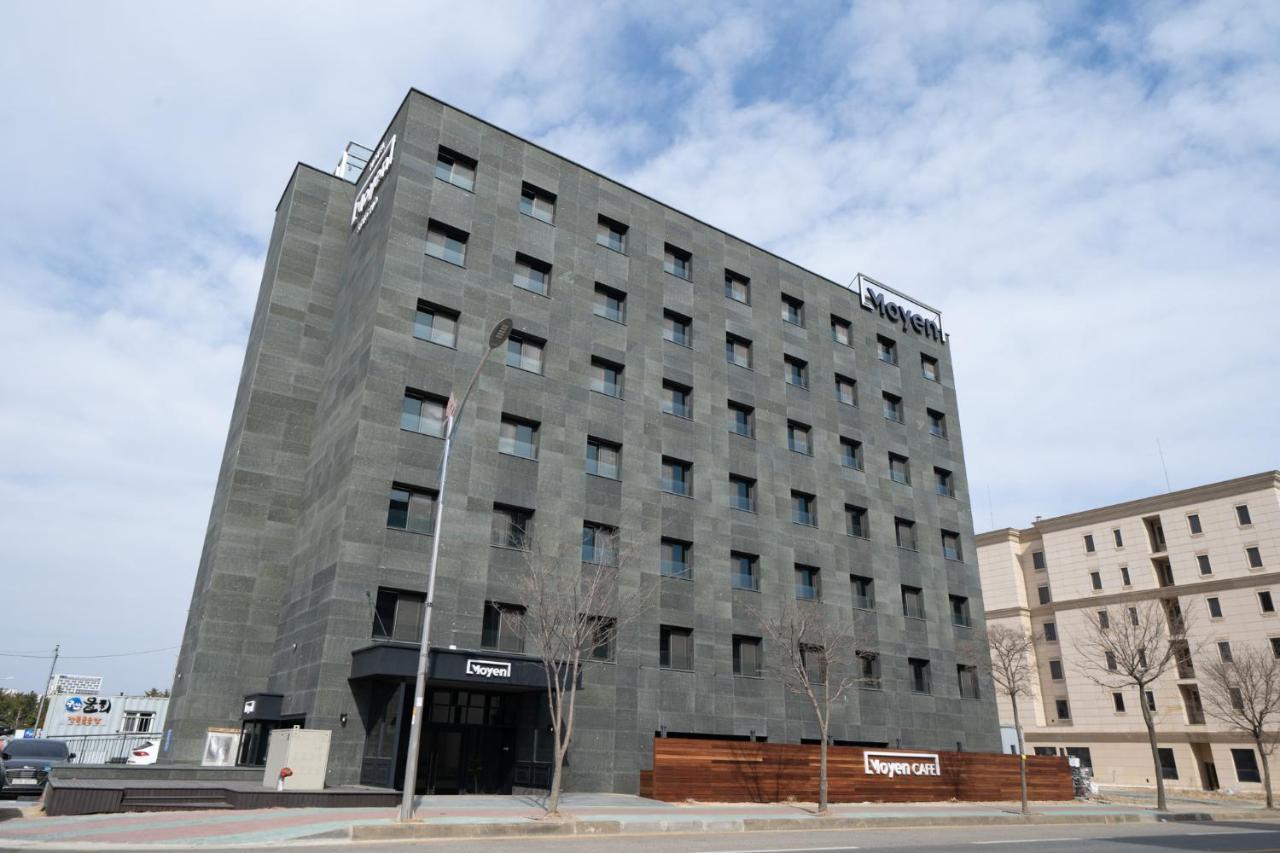 Moyen Hotel Sokcho Exterior photo