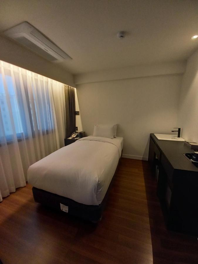 Moyen Hotel Sokcho Exterior photo